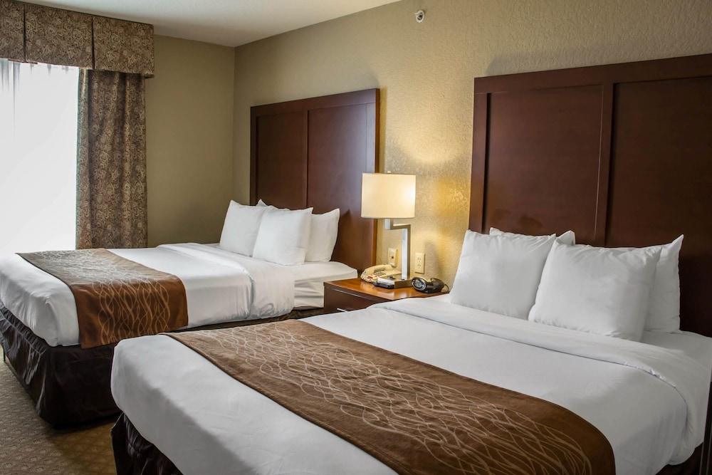 Hotel Comfort Near Seaworld 3*